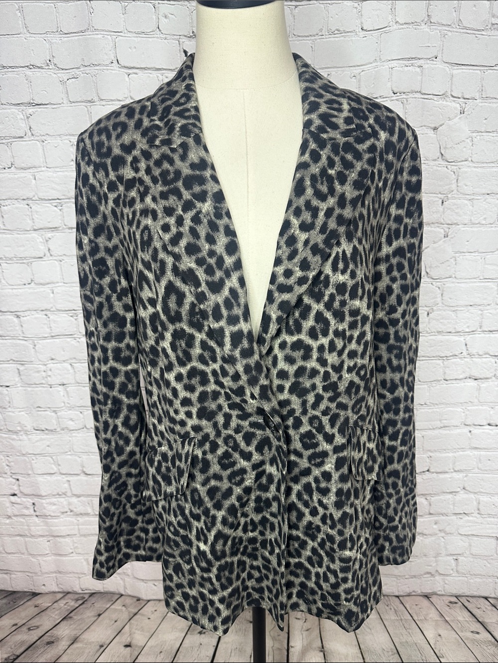 Cabi Leopard Print Single Button Knit Blazer Jungle Jacket black & gray Size 14